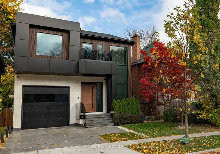 4 Doublas Cres