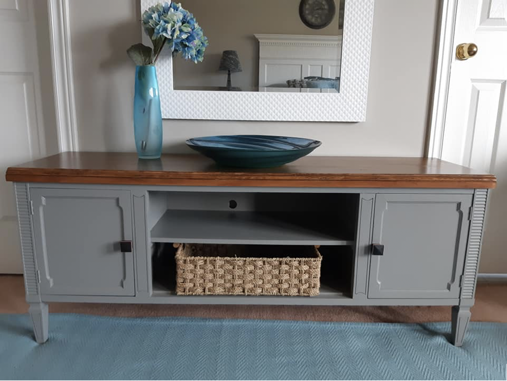 How to Refurbish Old Furniture