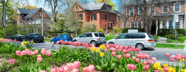 Toronto Walking Tour: Get to know a neighbourhood