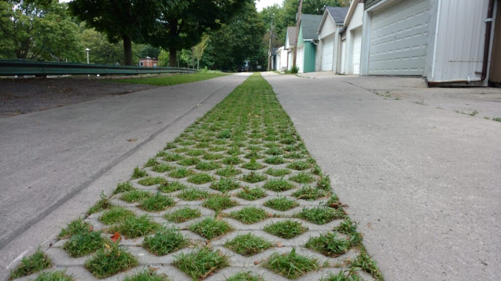 Fred-Hamilton-Laneway
