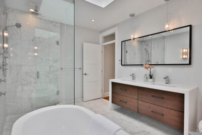 Ensuite bathroom