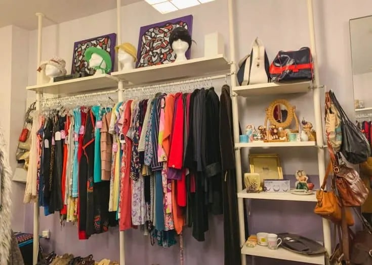clothing store in Kensington market