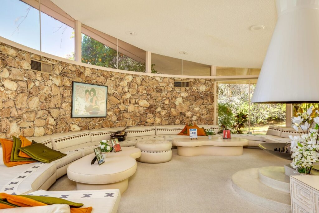 1350 Ladera Circle Palm