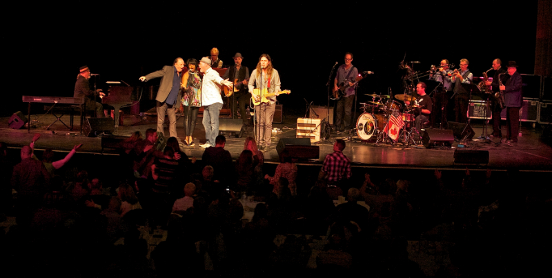 Last-Waltz-Group Performance