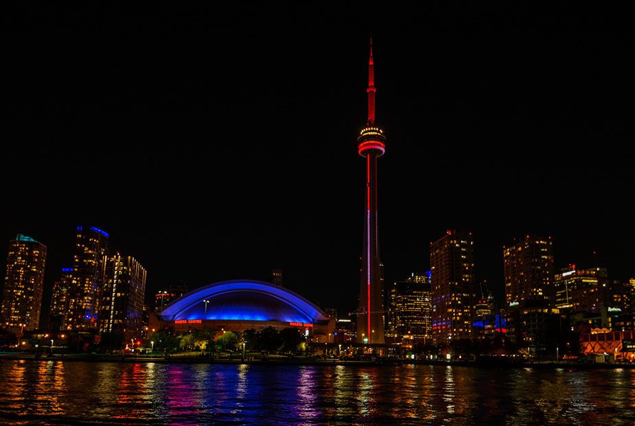 Night-on-the-Town-Exploring-Torontos-Vibrant-Nightlife