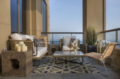 balcony